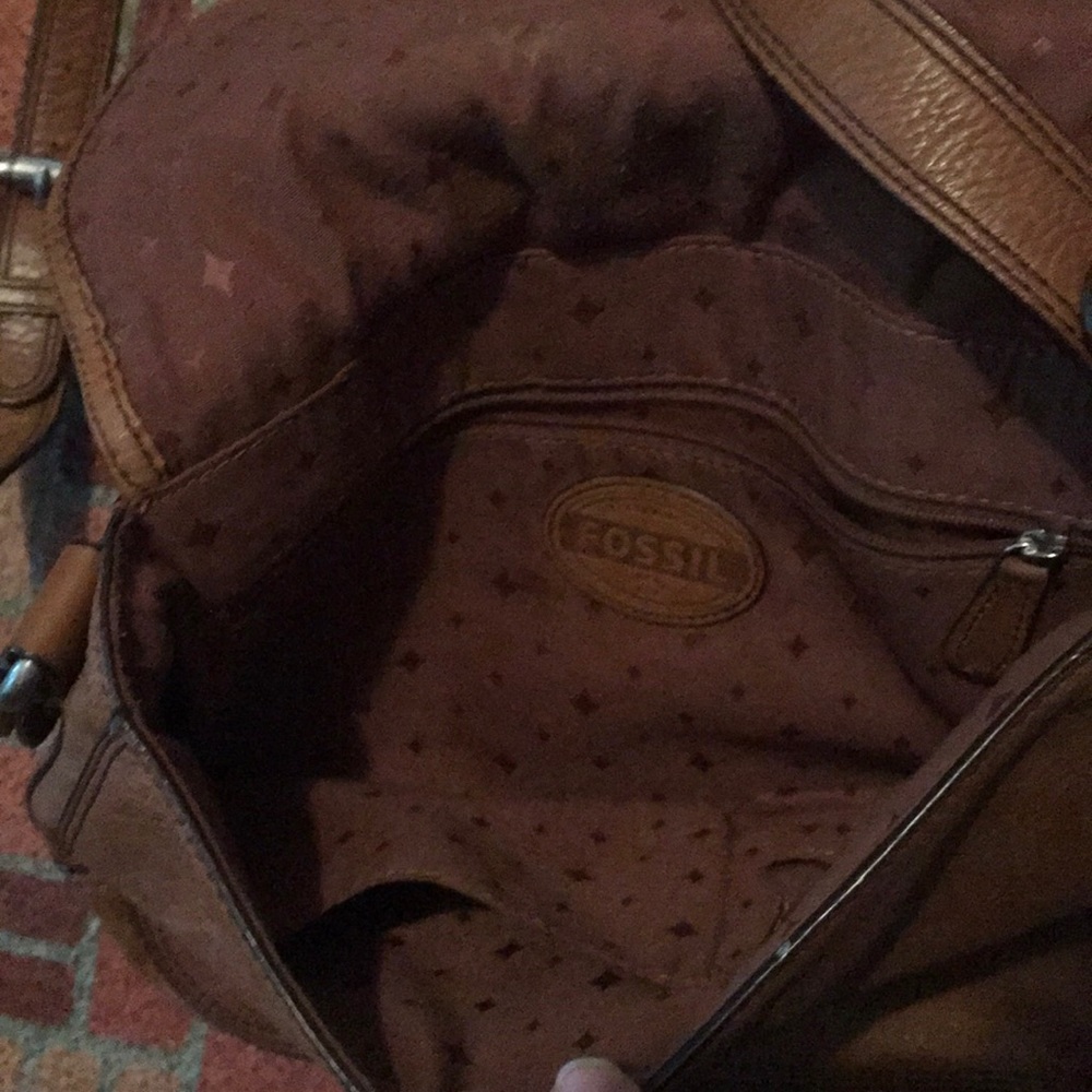 Brown real leather Fossil handbag - Picture 3 of 4